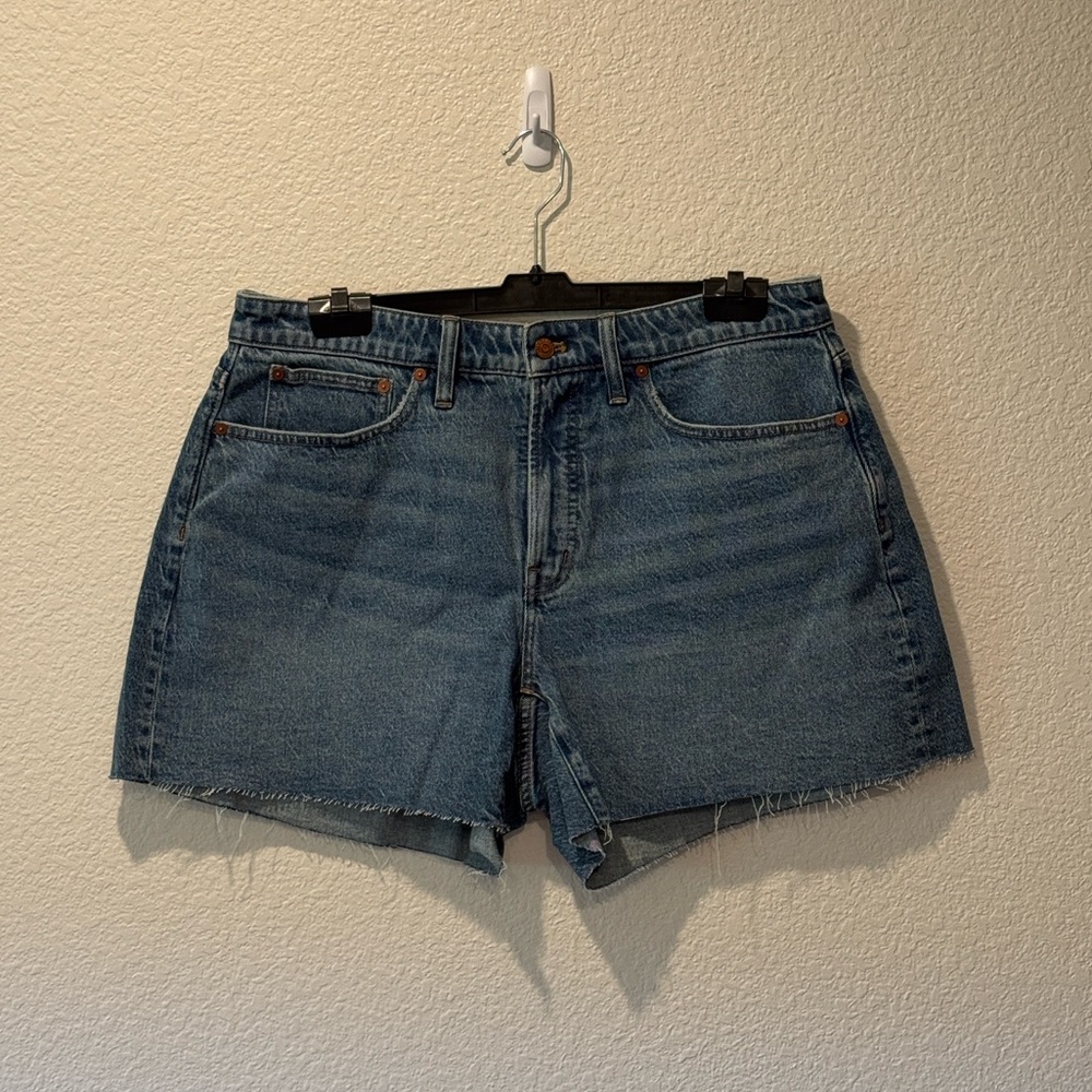 NWOT Madewell Plus Curvy Perfect Vintage Mid-Length Jean Short in Dewberry Wash - Picture 4 of 4